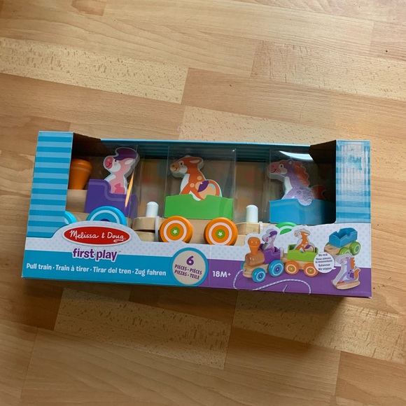 Brand New Melissa and Doug Wooden Pull Train - Picture 1 of 1
